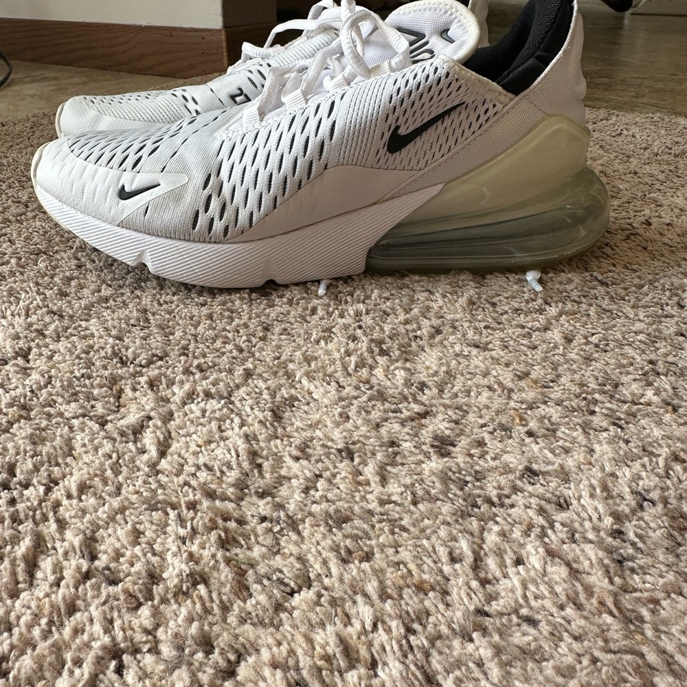 Nike White and Black Air Max 270 Sneakers